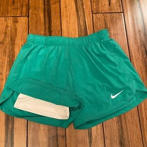 Nike women’s running shorts